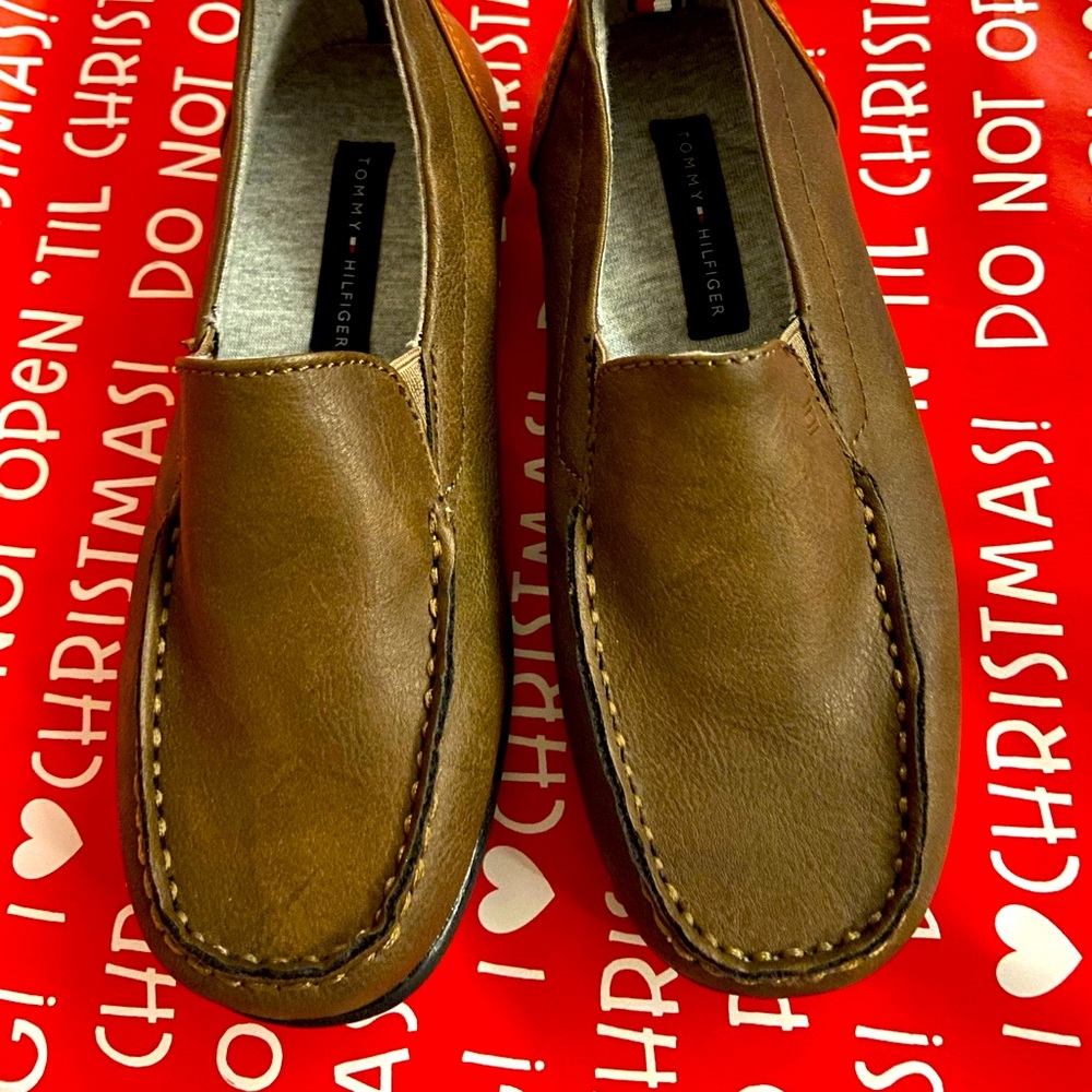 Boy kids shoes size 10-12 almost new